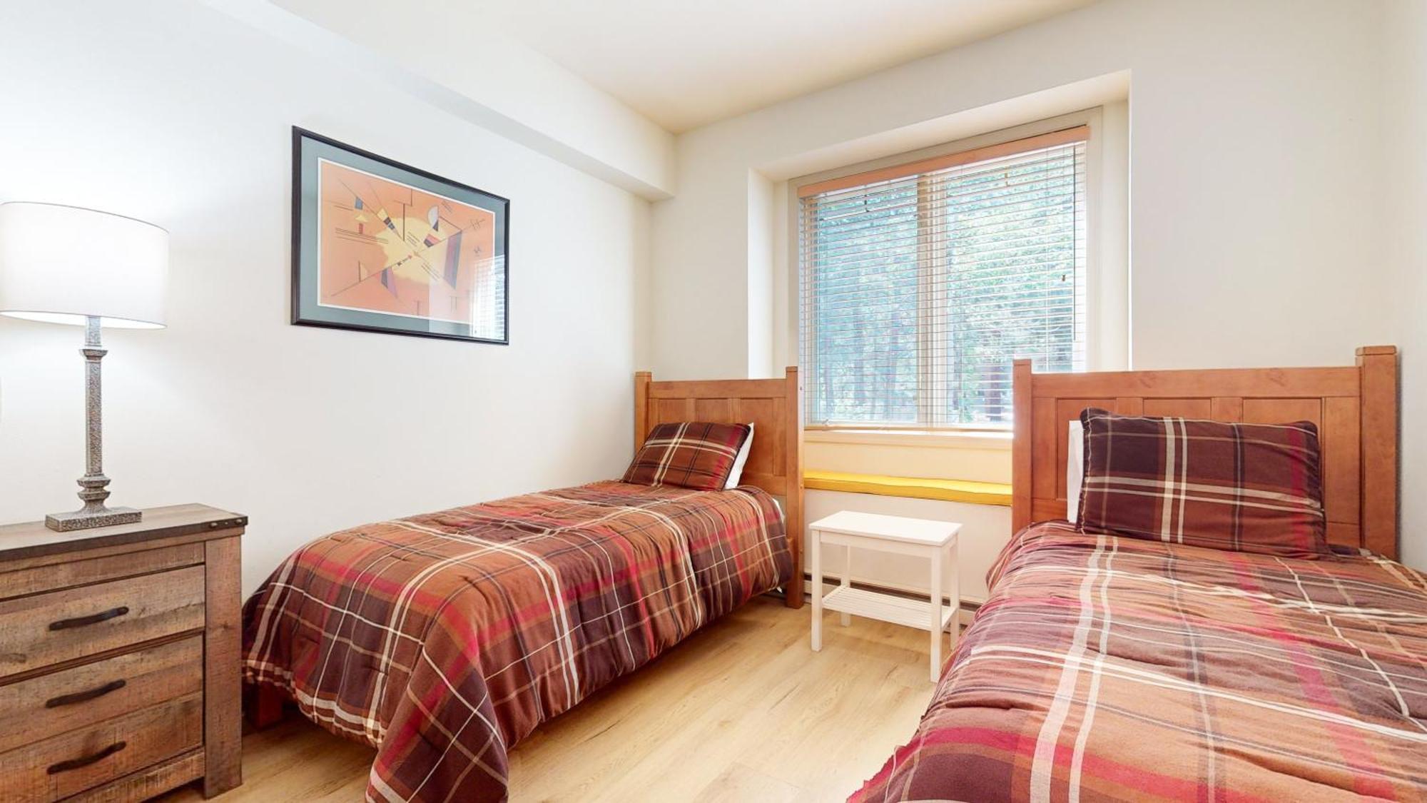 Mammoth Green 118 Located On Sierra Star Golf Course, Private Patio, Summer Pool Condo Маммот Лейкс Экстерьер фото